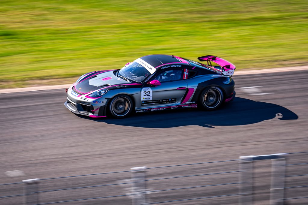 Lærke Rønn skal forsvare sin føring i Porsche Sprint Challenge Scandinavia
(Foto: A1 Work)